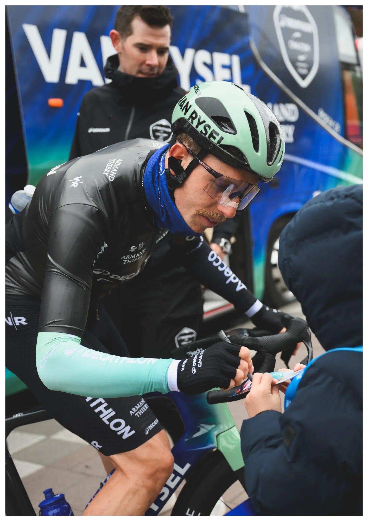 Official DECATHLON CMA CGM AERO Gloves 2026