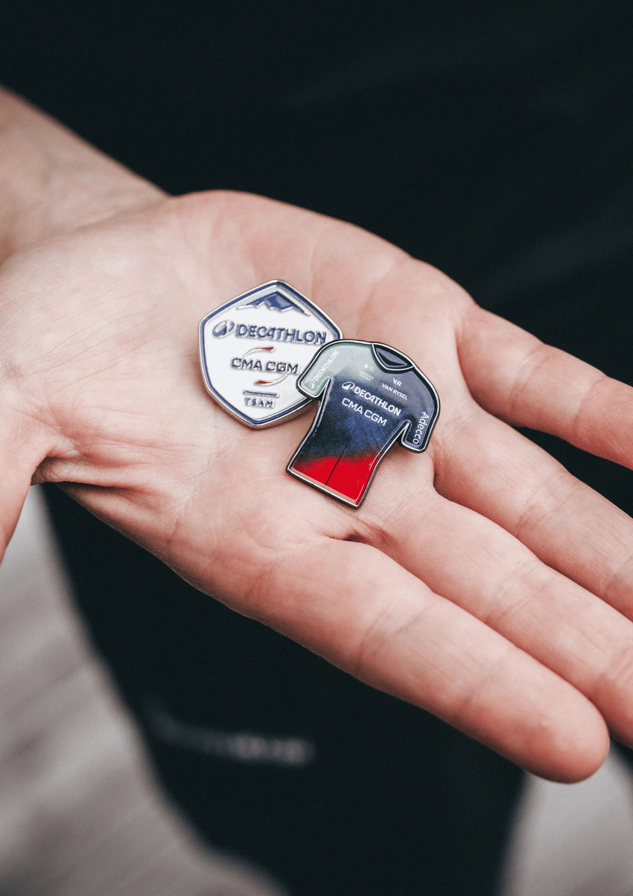 Pack of 2 Pins Logo & Jersey DECATHLON CMA CGM 2026